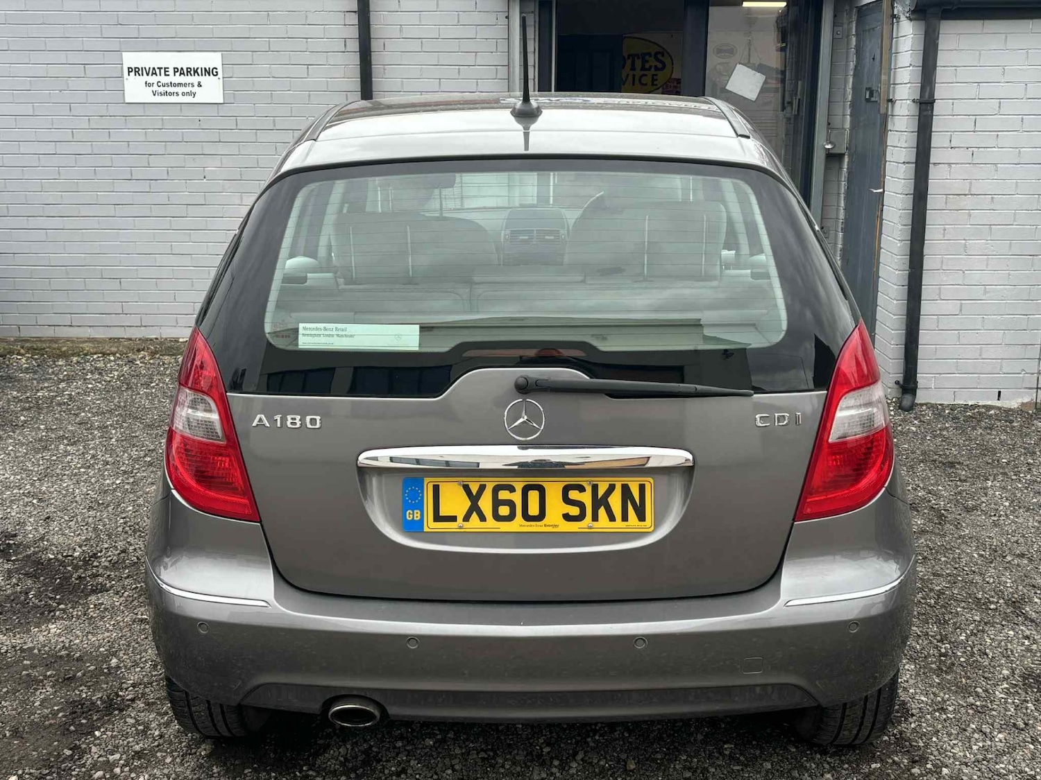 Used Mercedes-Benz A-Class 2010 for sale - 77676637: Photo 5