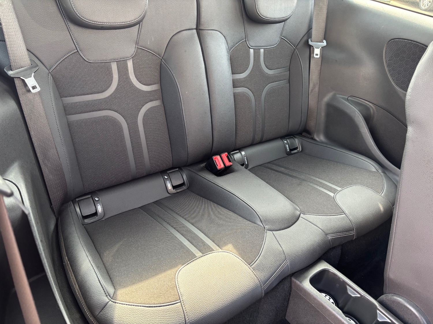 Used Vauxhall ADAM 2015 for sale - 77977313: Photo 19