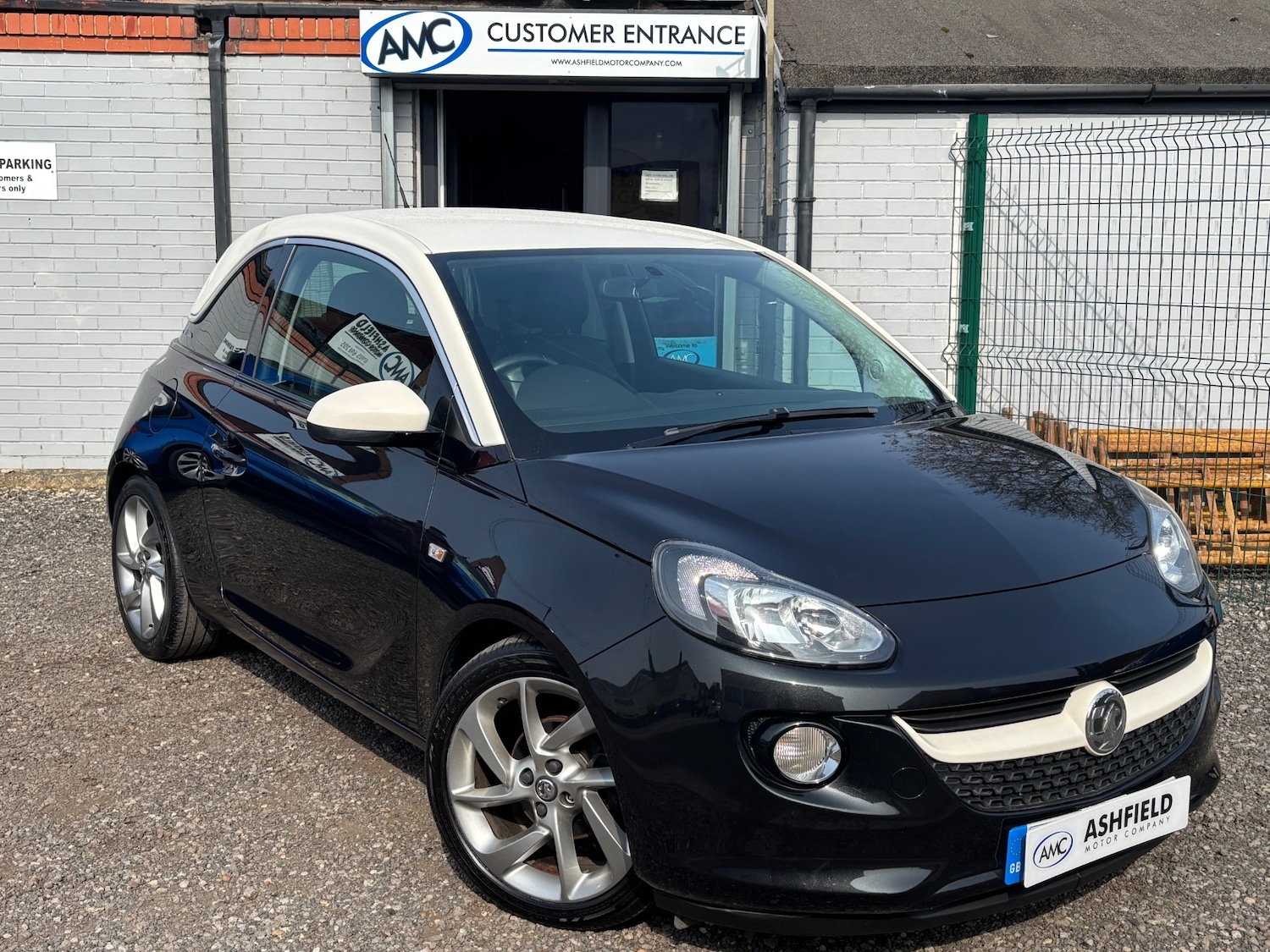 Used Vauxhall ADAM 2015 for sale - 77977313: Photo 3