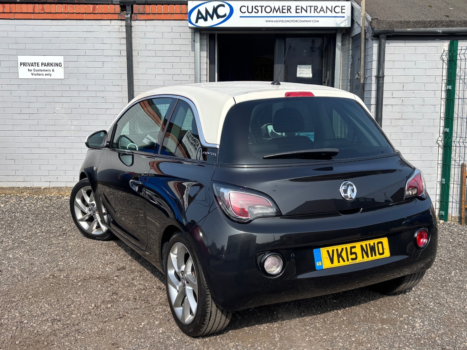 Used Vauxhall ADAM 2015 for sale - 77977313: Photo 4