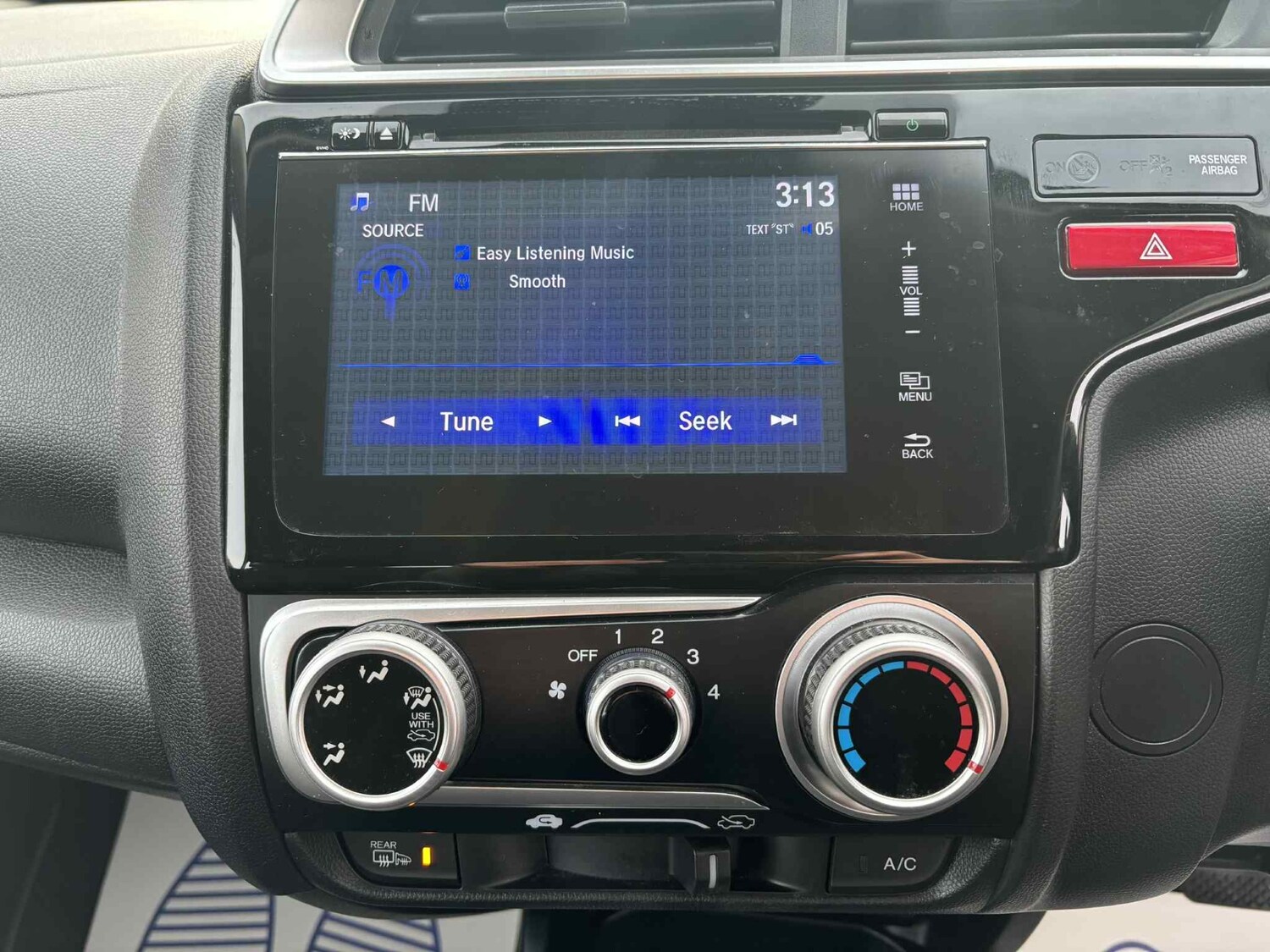 Used Honda Jazz 2017 for sale - 77628996: Photo 12