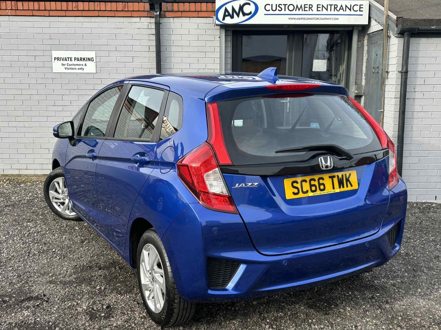 Used Honda Jazz 2017 for sale - 77628996: Photo 6