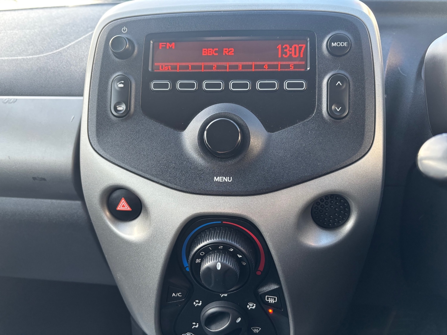 Used Toyota AYGO 2015 for sale - 77166213: Photo 12