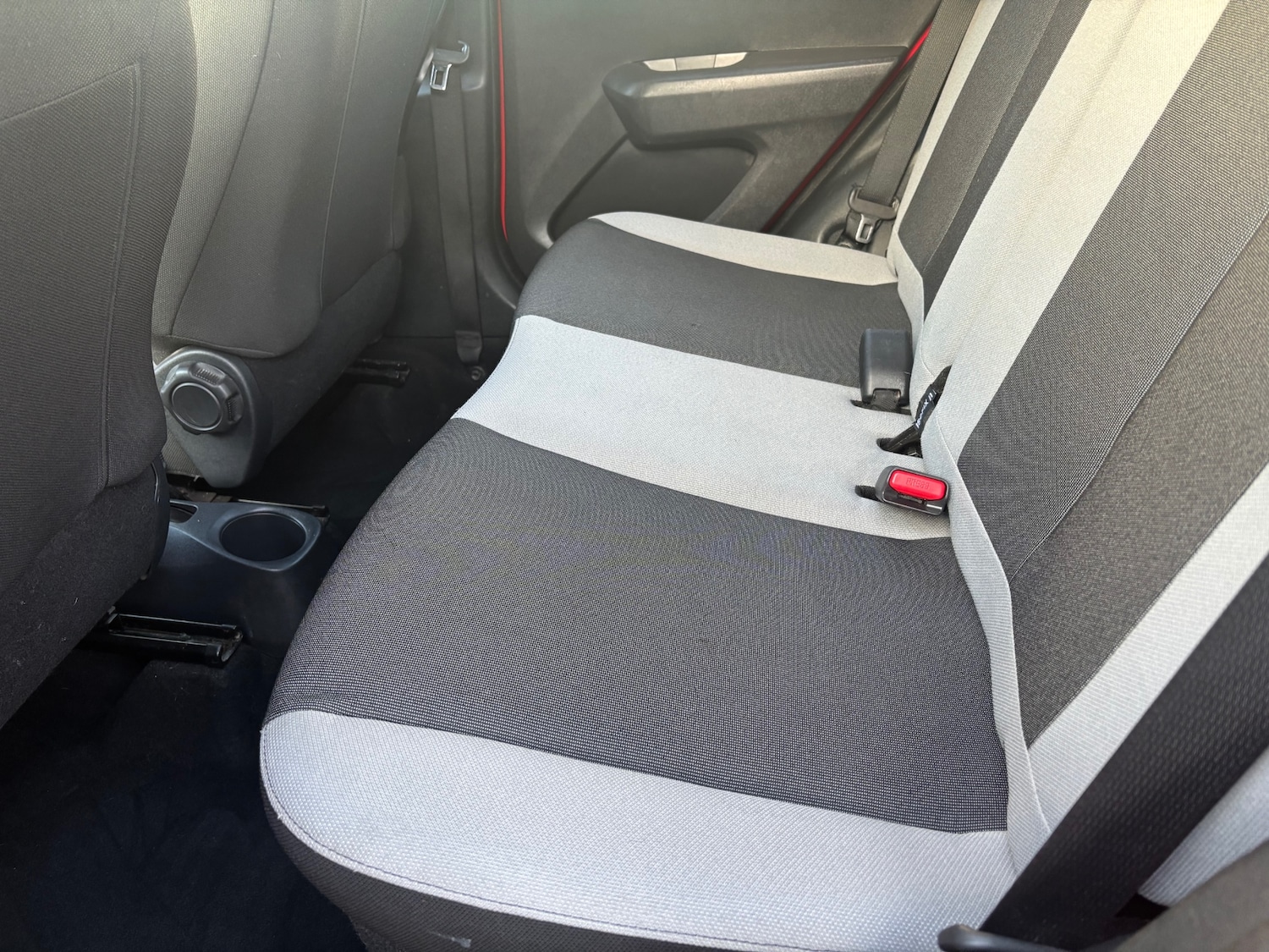 Used Toyota AYGO 2015 for sale - 77166213: Photo 18