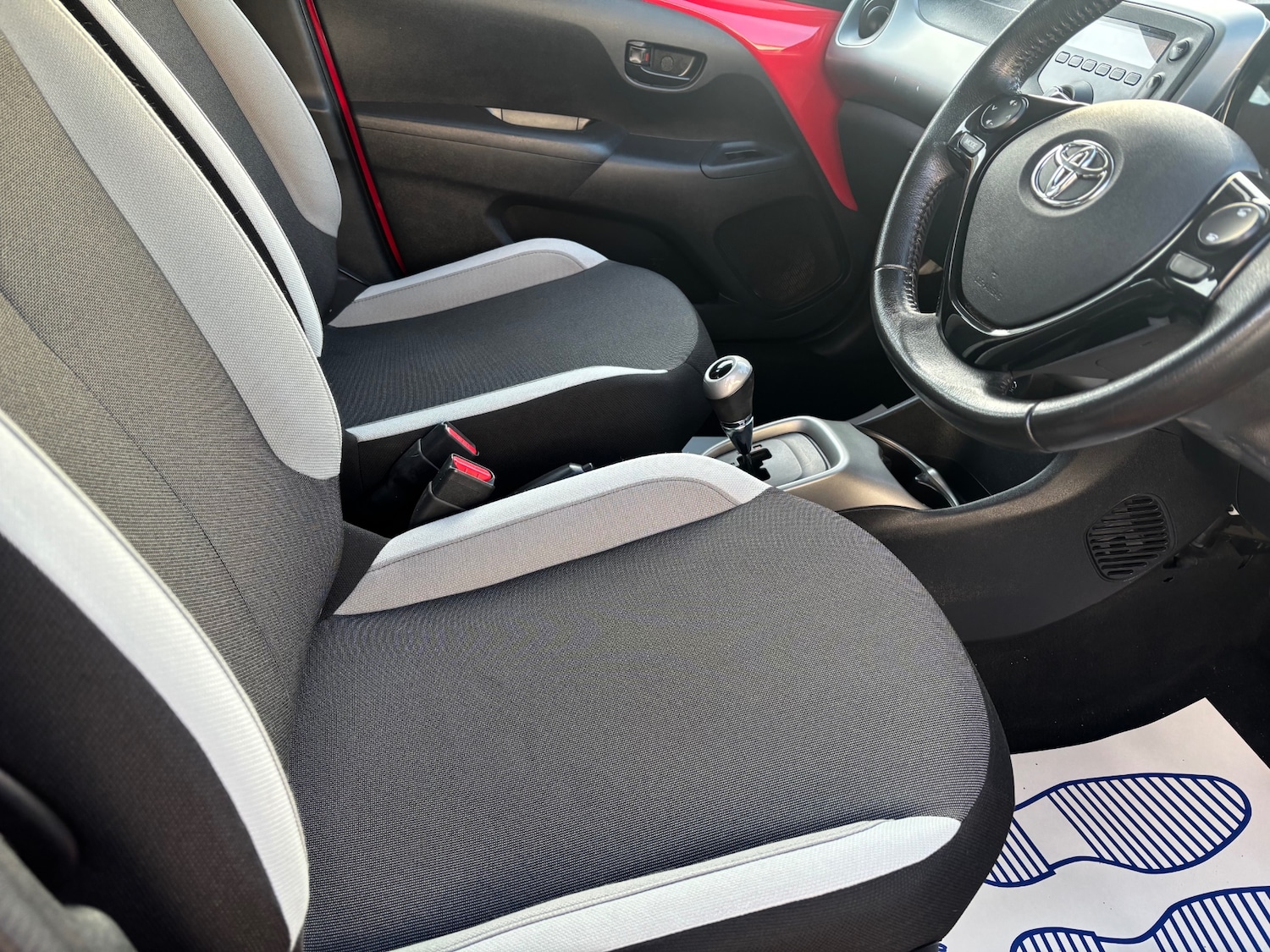 Used Toyota AYGO 2015 for sale - 77166213: Photo 8