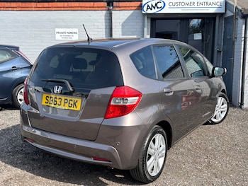 Used Honda Jazz 2013 for sale - 78686105: Photo