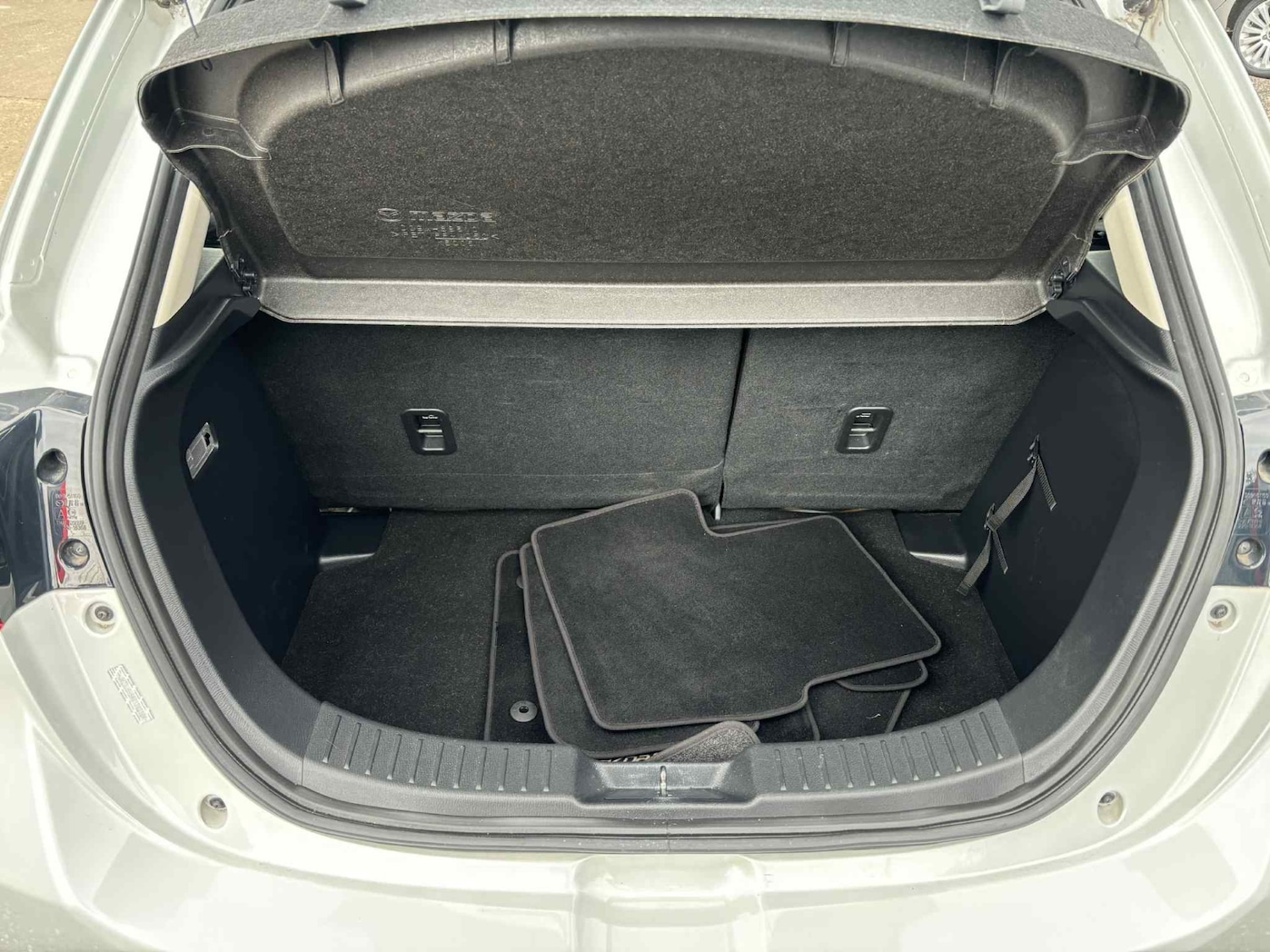 Used Mazda Mazda2 2018 for sale - 77676971: Photo 17