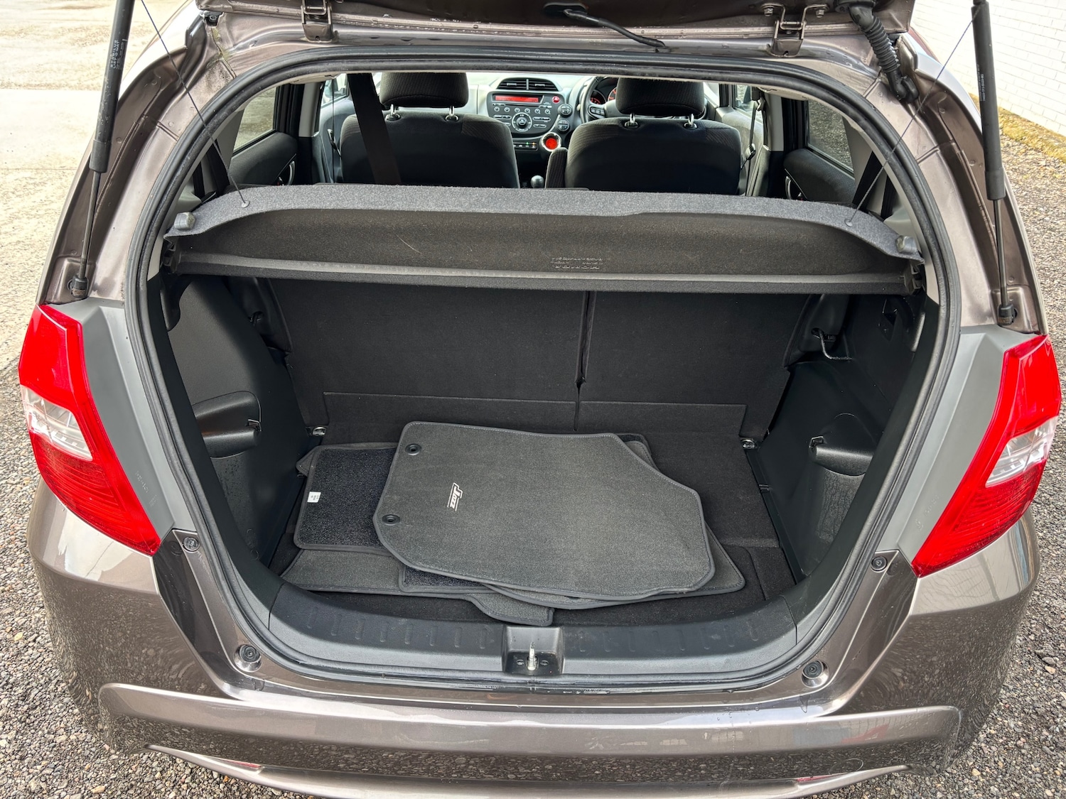 Used Honda Jazz 2015 for sale - 77166177: Photo 18