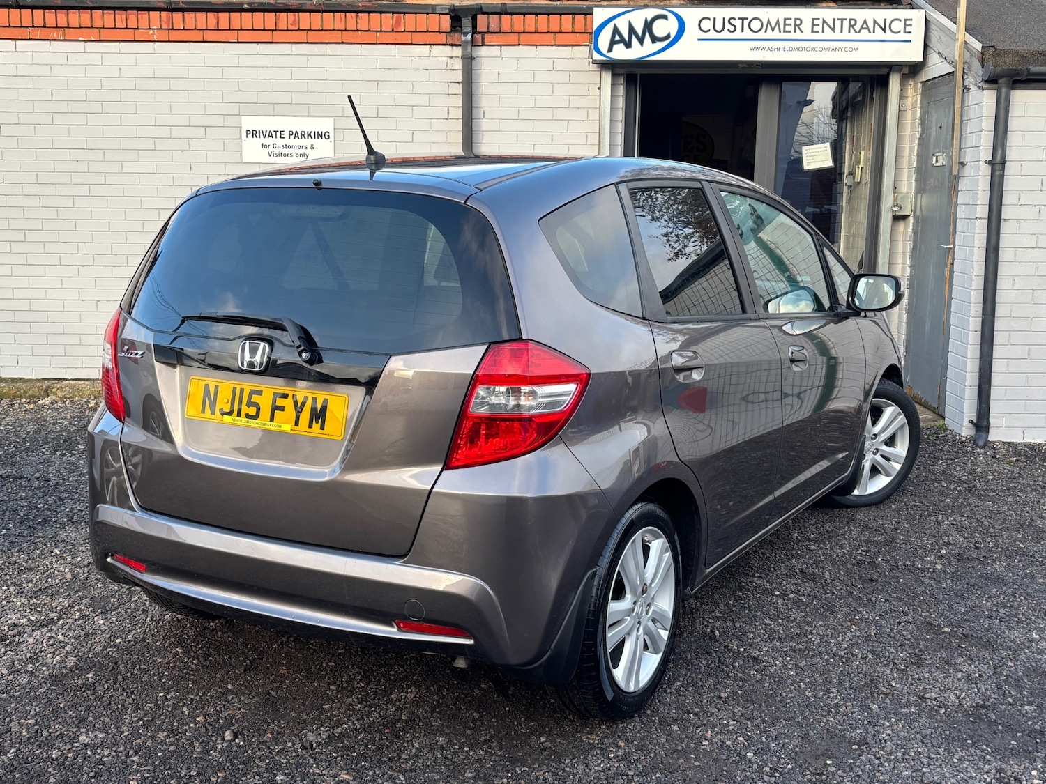 Used Honda Jazz 2015 for sale - 77166177: Photo 4