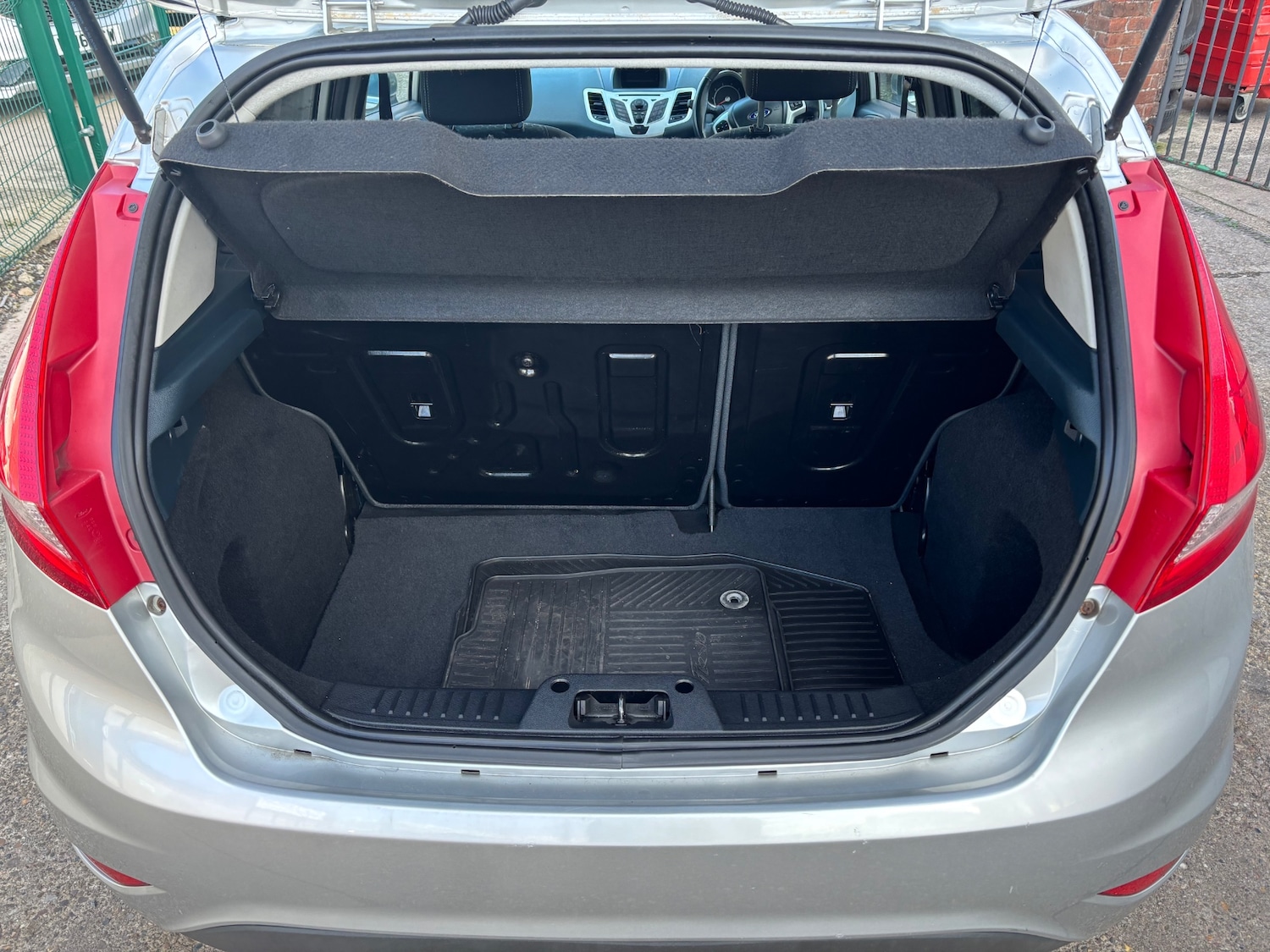 Used Ford Fiesta 2009 for sale - 77166215: Photo 19