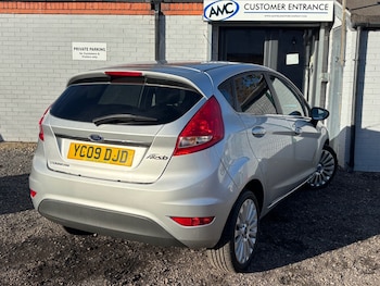 Used Ford Fiesta 2009 for sale - 77166215: Photo