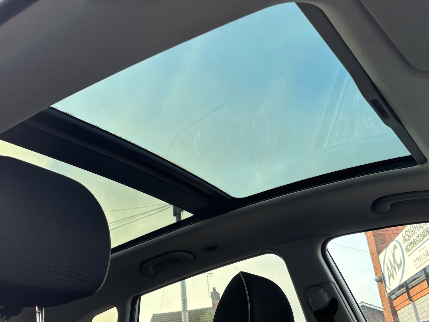 Used Kia Venga 2010 for sale - 77166230: Photo 13