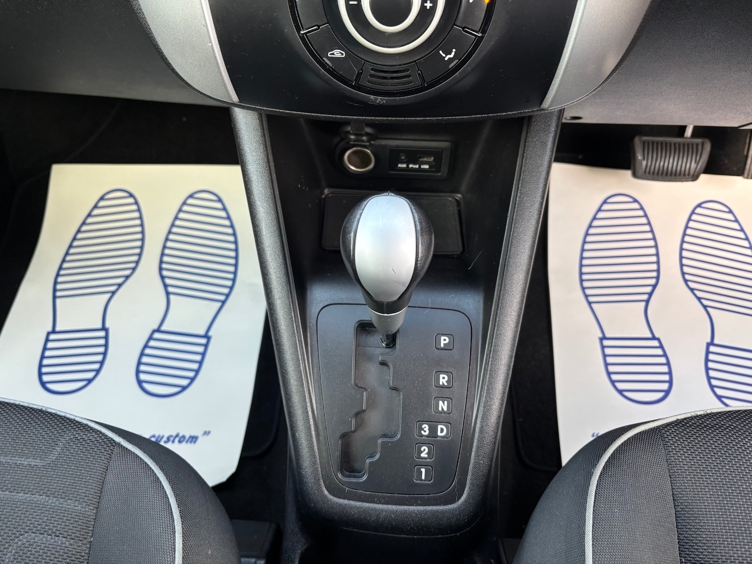 Used Kia Venga 2010 for sale - 77166230: Photo 16