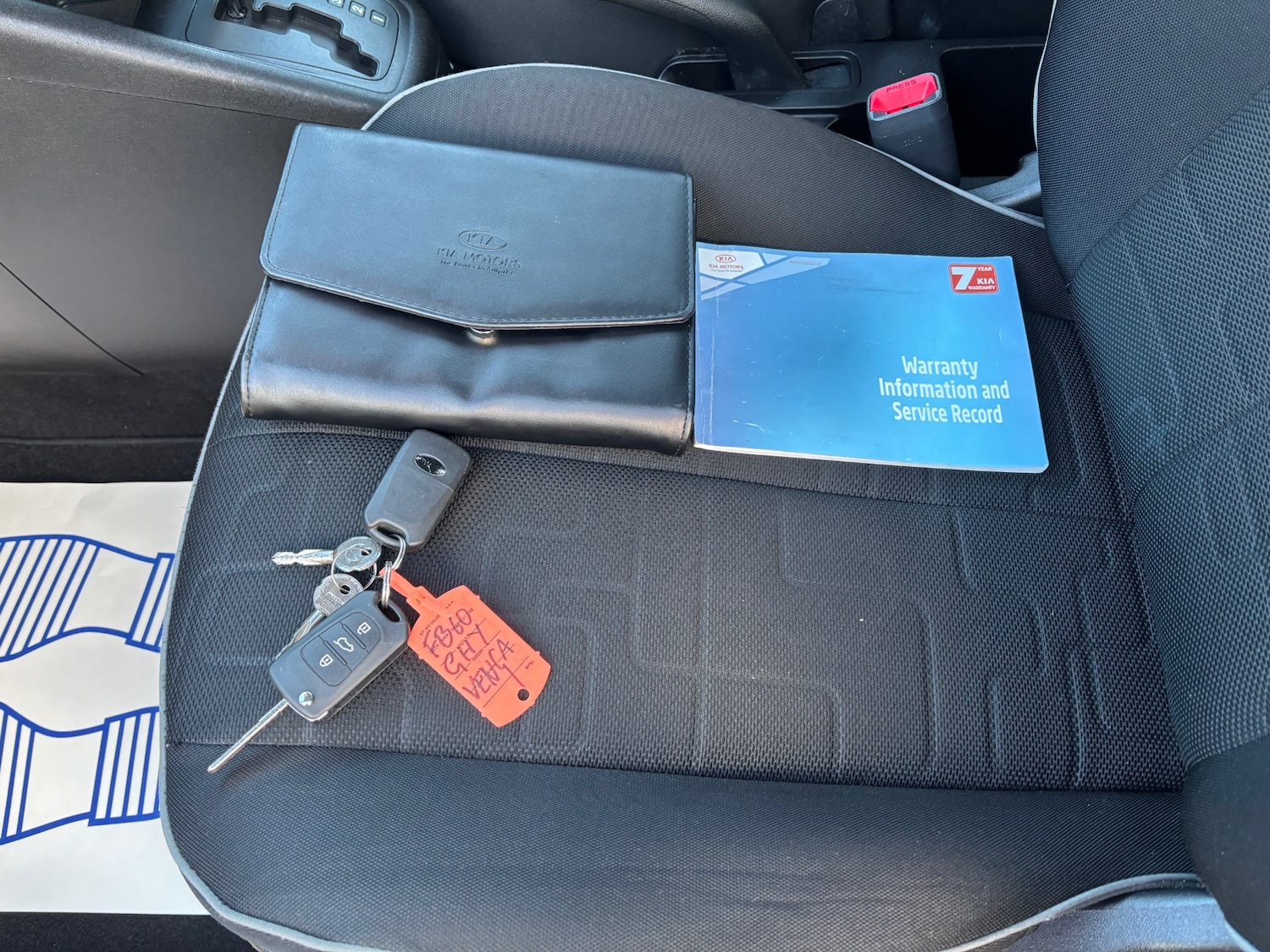 Used Kia Venga 2010 for sale - 77166230: Photo 23