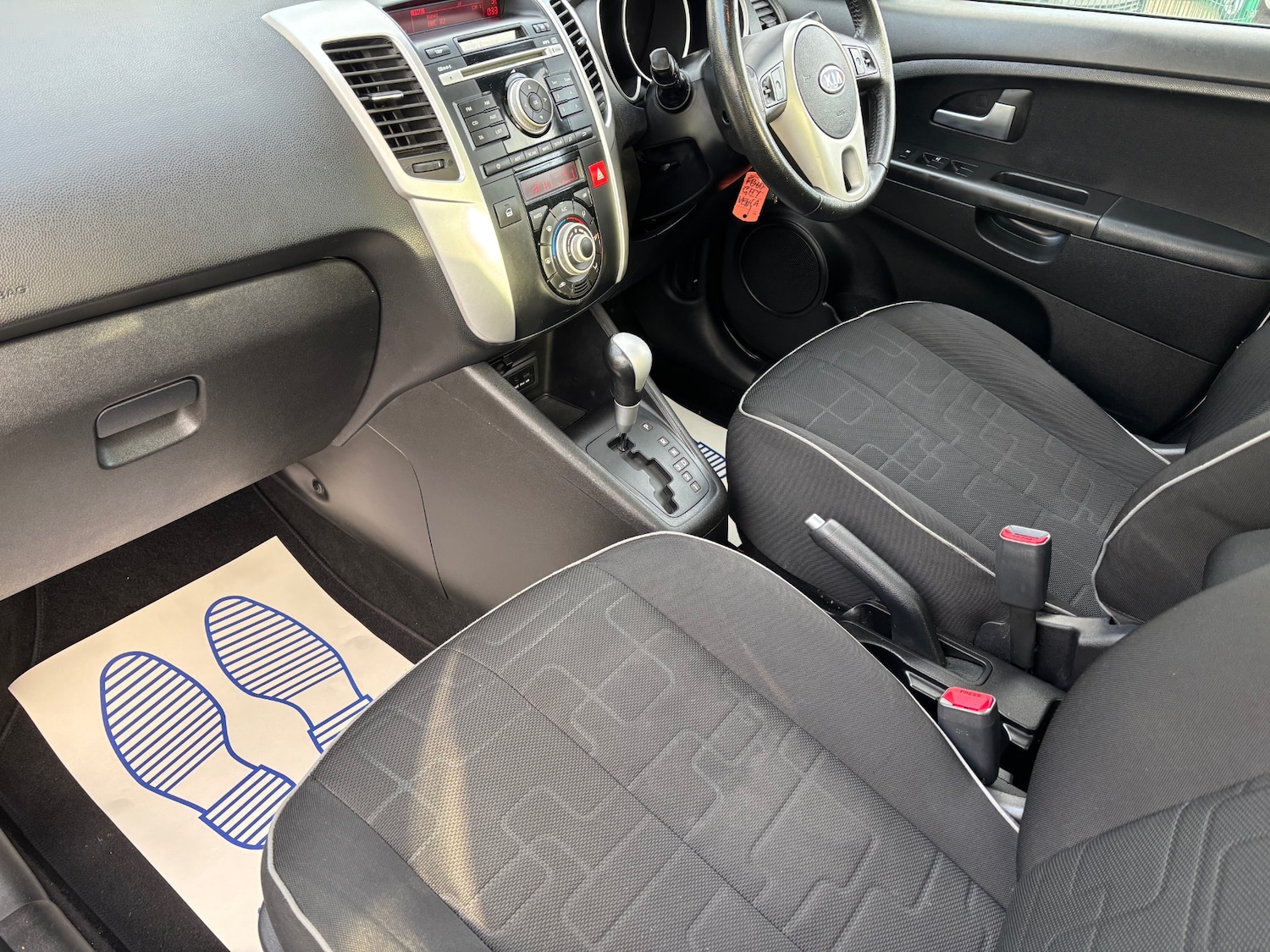 Used Kia Venga 2010 for sale - 77166230: Photo 9