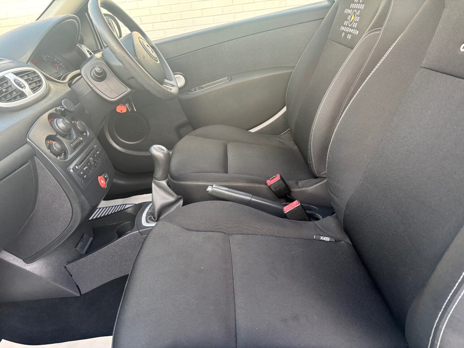 Used Renault Clio 2011 for sale - 77166236: Photo 10