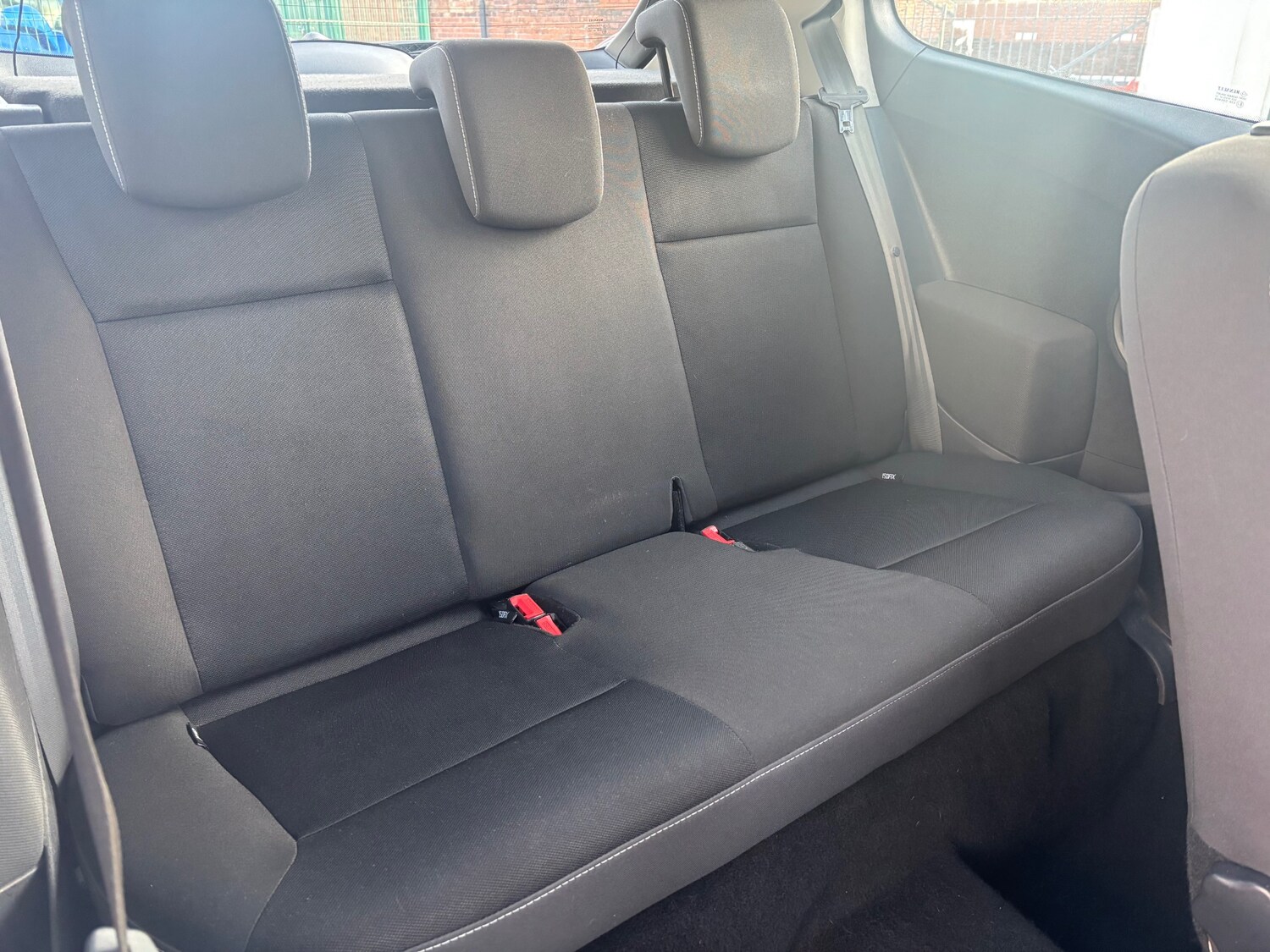 Used Renault Clio 2011 for sale - 77166236: Photo 17