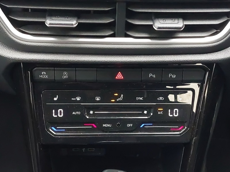 Used Volkswagen T-Roc 2022 for sale - 76451106: Photo 14