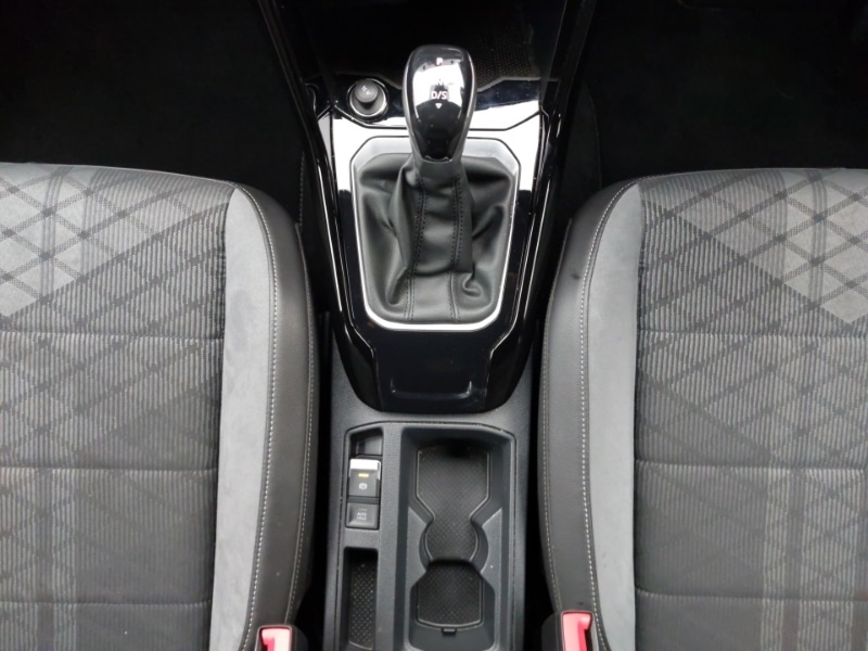 Used Volkswagen T-Roc 2022 for sale - 76451106: Photo 15