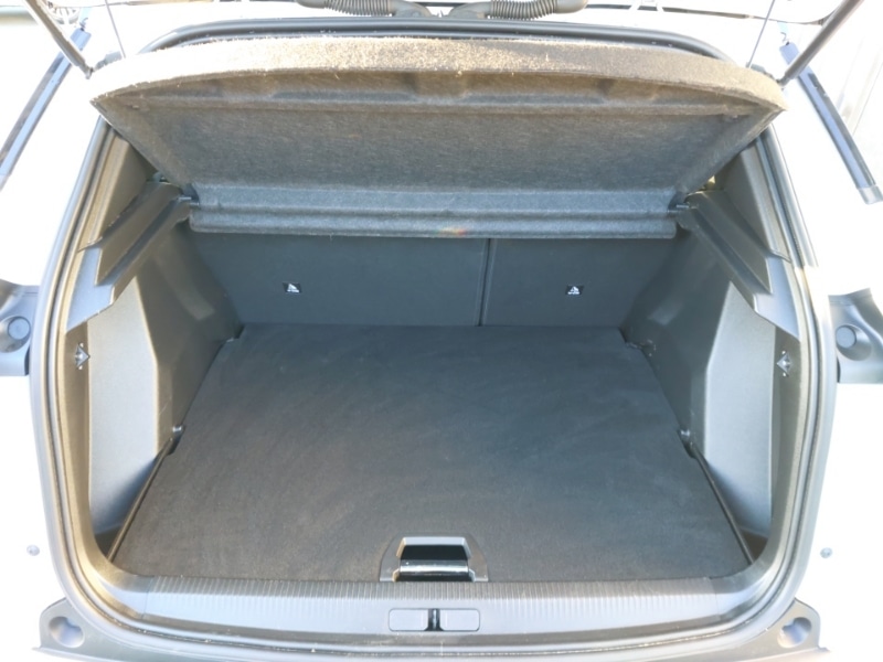 Used Peugeot 2008 2023 for sale - 76639540: Photo 8