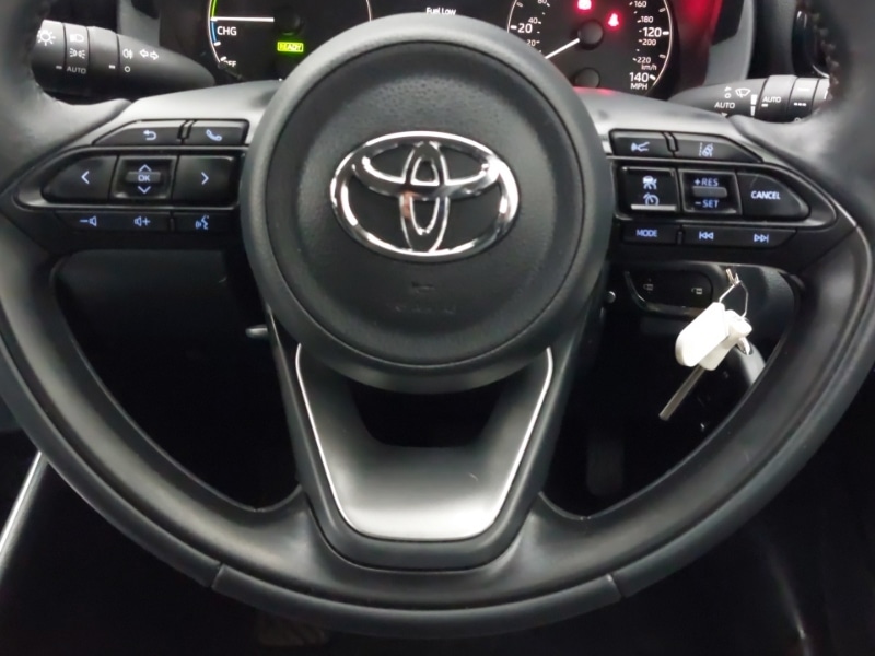 Used Toyota Yaris 2023 for sale - 76548947: Photo 16