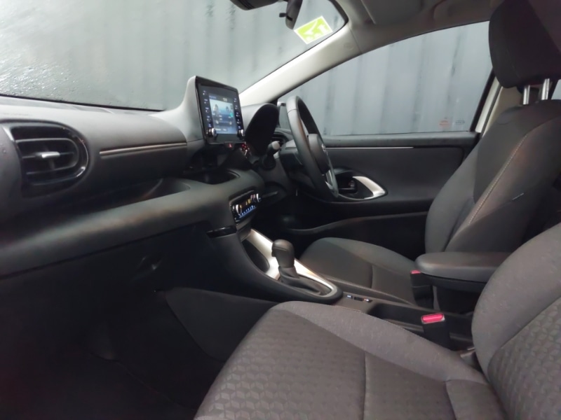 Used Toyota Yaris 2023 for sale - 76548947: Photo 5