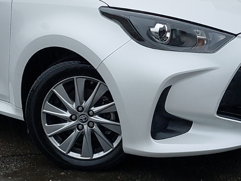 Used Toyota Yaris 2023 for sale - 76548947: Photo 9