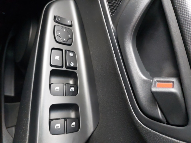 Used Hyundai KONA 2018 for sale - 77039245: Photo 17