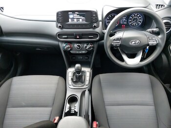 Used Hyundai KONA 2018 for sale - 77039245: Photo