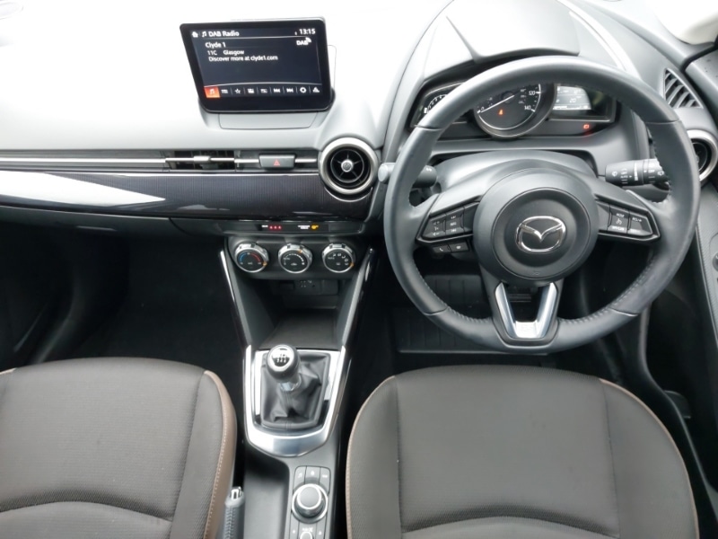 Used Mazda Mazda2 2023 for sale - 76365595: Photo 2