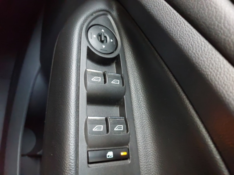 Used Ford Kuga 2017 for sale - 77424383: Photo 17