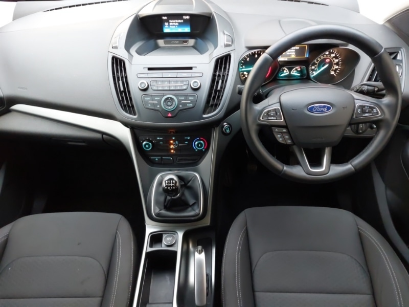 Used Ford Kuga 2017 for sale - 77424383: Photo 2