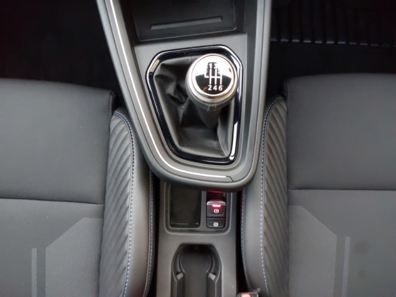 Used Renault Clio 2024 for sale - 77424368: Photo 15