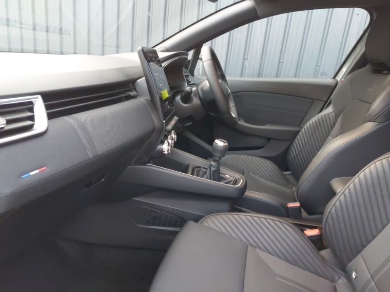 Used Renault Clio 2024 for sale - 77424368: Photo 5