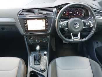 Used Volkswagen Tiguan 2019 for sale - 79303100: Photo