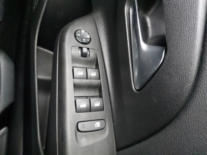 Used Vauxhall Corsa 2022 for sale - 76365590: Photo 17