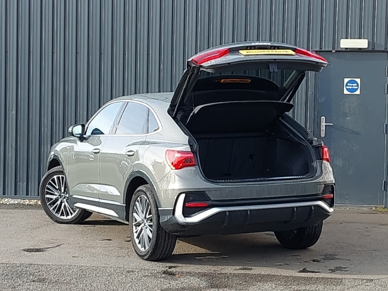 Used Audi Q3 2023 for sale - 76579467: Photo 12