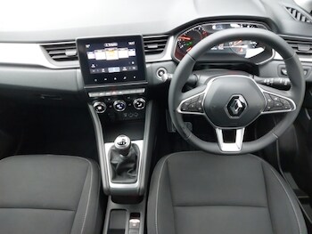 Used Renault Captur 2020 for sale - 77947988: Photo