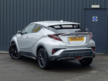 Used Toyota C-HR 2019 for sale - 76427649: Photo