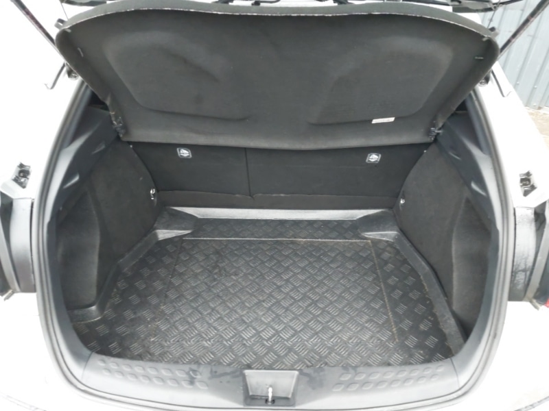 Used Toyota C-HR 2019 for sale - 76427649: Photo 8