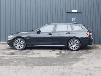 Used BMW 3 Series 2021 for sale - 77454089: Photo