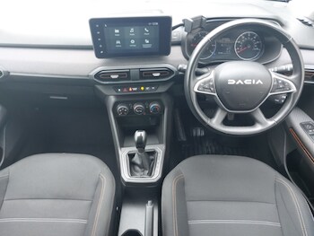 Used Dacia Sandero Stepway 2023 for sale - 78670222: Photo