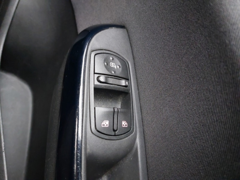 Used Vauxhall Corsa 2016 for sale - 77645049: Photo 17