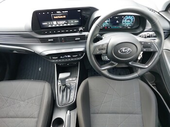 Used Hyundai BAYON 2022 for sale - 76947471: Photo