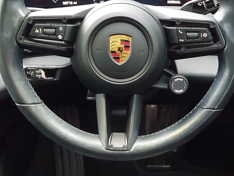 Used Porsche Taycan 2021 for sale - 77439535: Photo 16