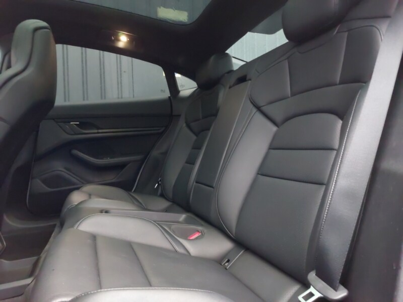 Used Porsche Taycan 2021 for sale - 77439535: Photo 6