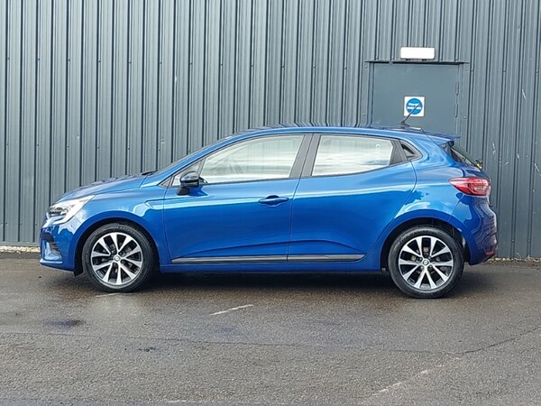 Used Renault Clio 2023 for sale - 75513878: Photo 4