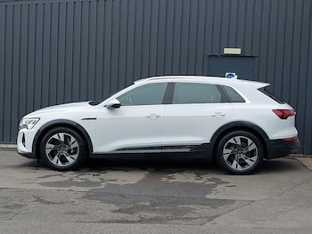 Used Audi Q8 2023 for sale - 78963095: Photo