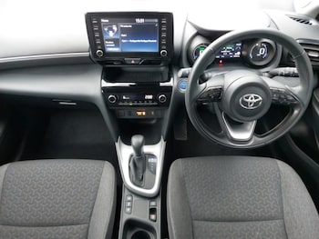 Used Toyota Yaris Cross 2023 for sale - 78572423: Photo