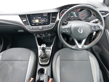 Used Vauxhall Crossland X 2019 for sale - 76258295: Photo 2